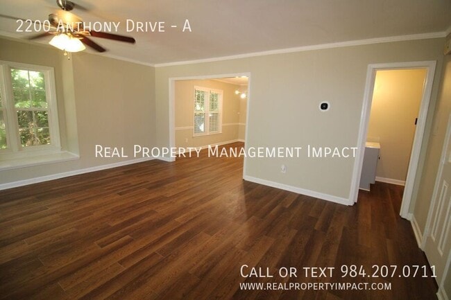 Building Photo - 2200 Anthony Dr