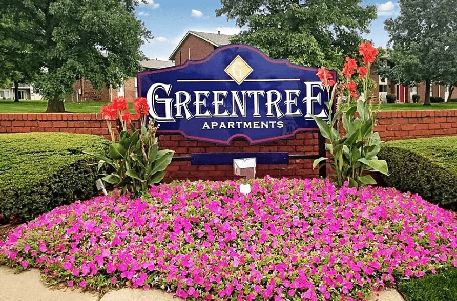 Building Photo - Greentree Apartments