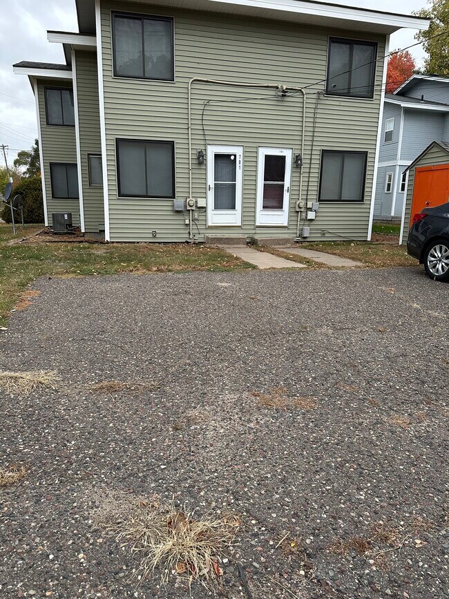 Parking lot - 701 Tyler St NE