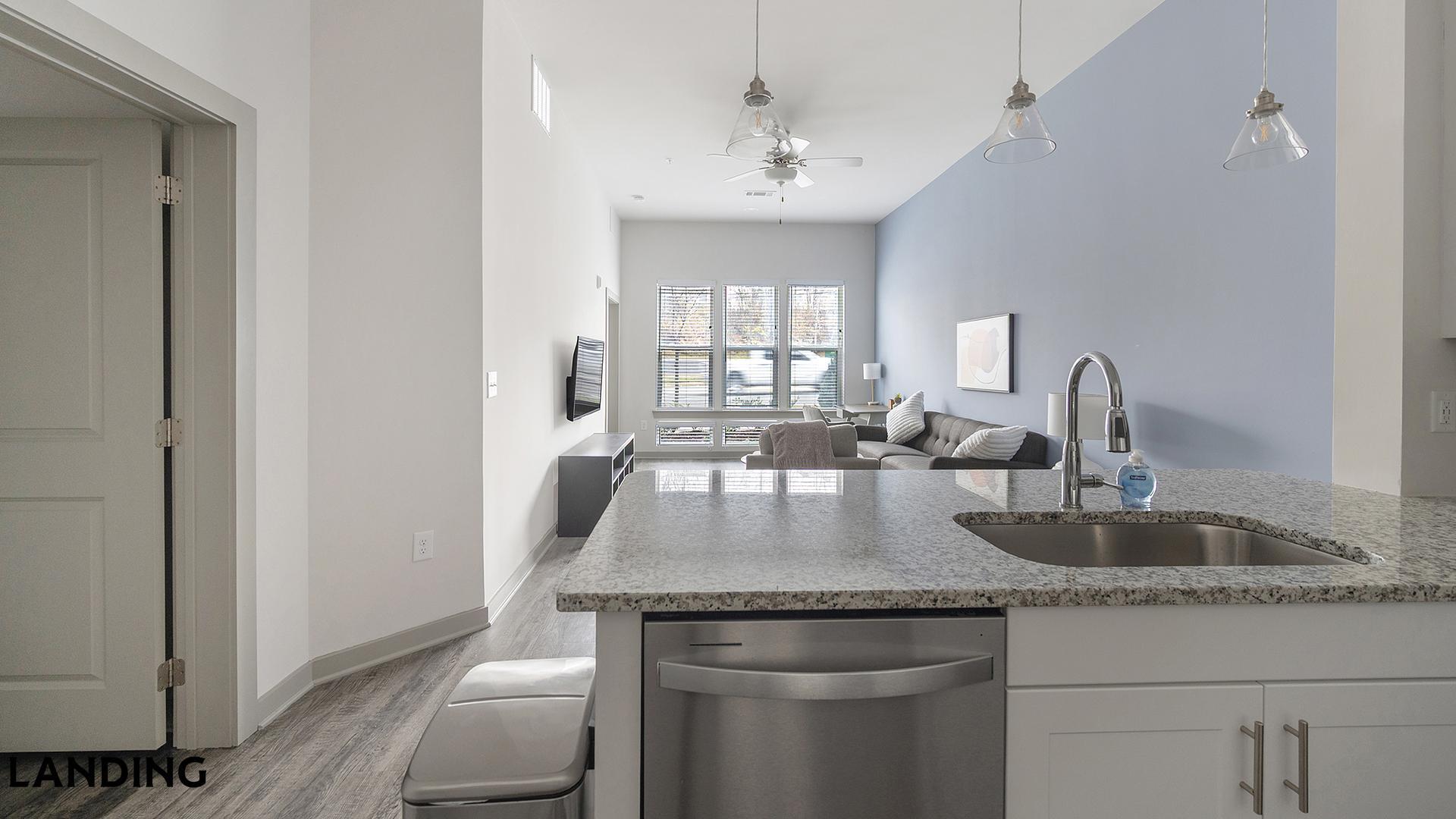 Building Photo - 2165 Nolensville Pk