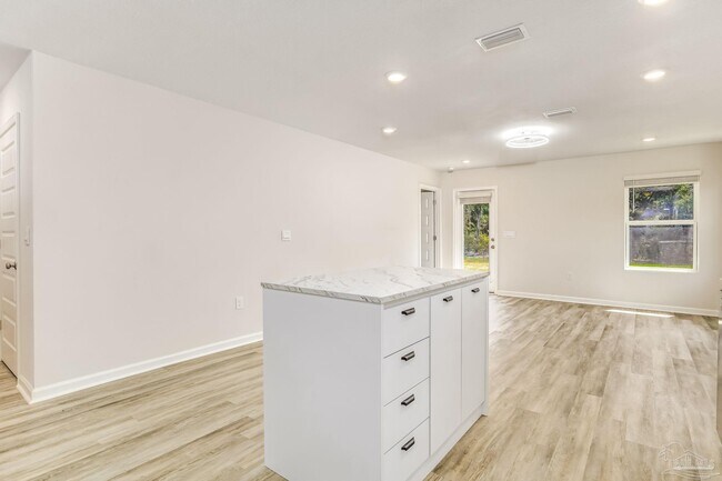 Building Photo - 6323 June Bug Dr