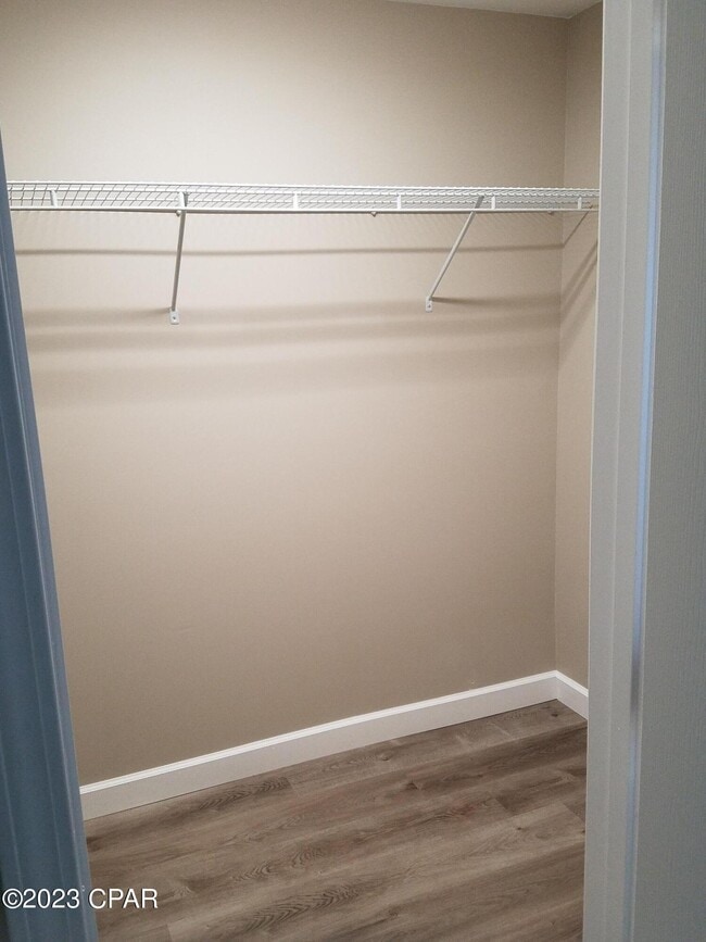 Building Photo - 102 Michelle Ct