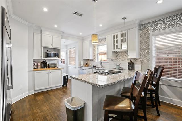 Building Photo - 5227 Homer St