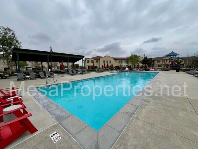 Building Photo - 3647 E Bright Paseo