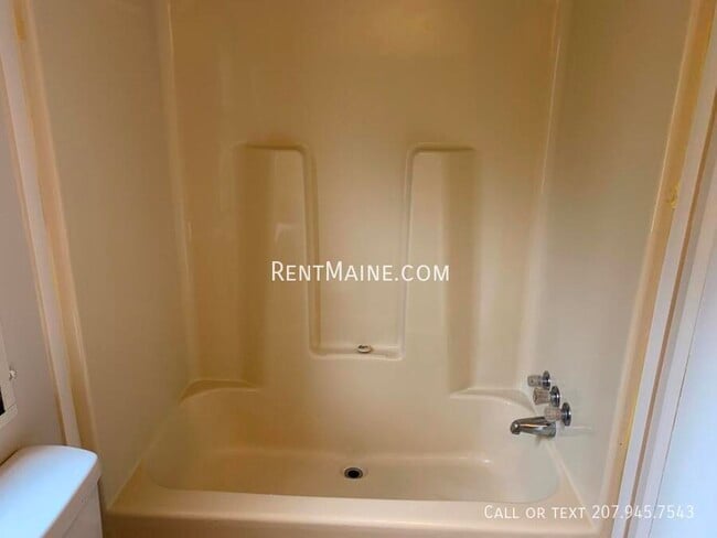 Building Photo - 29 Pheasant Hill Trailer Park