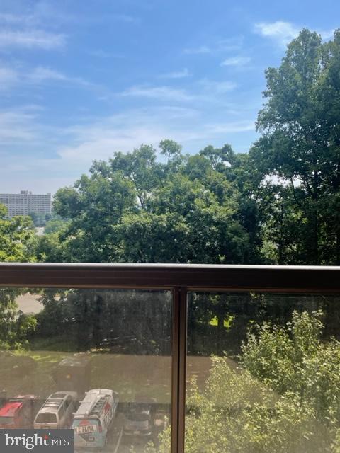 Building Photo - 309 Yoakum Pkwy