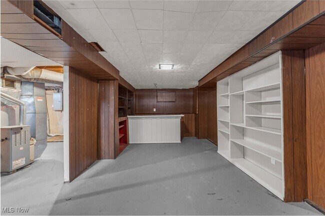 Building Photo - 6306 Westlake Ave