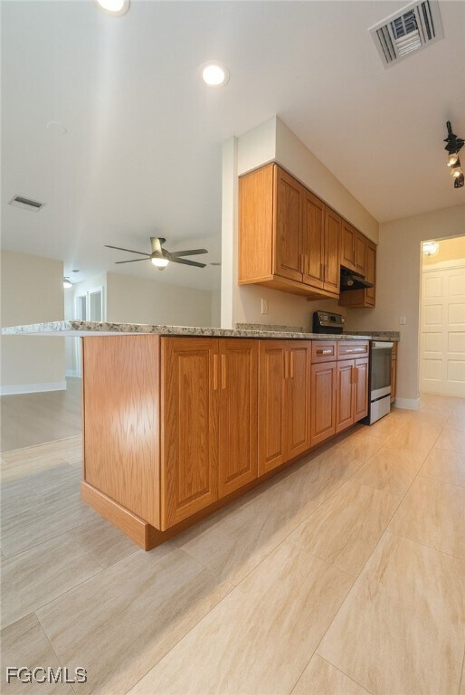 Building Photo - 732 Sesame Ct