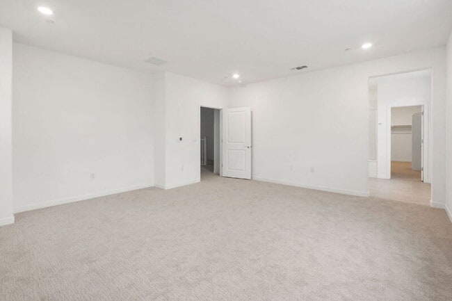 Building Photo - 8151 Lavigne Cir