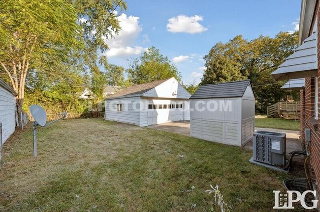 Building Photo - 3430 Anderson Pkwy