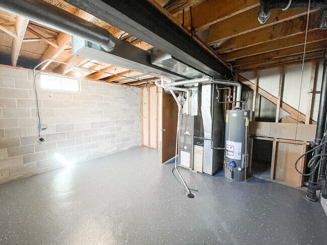 Building Photo - 5214 S 82nd St