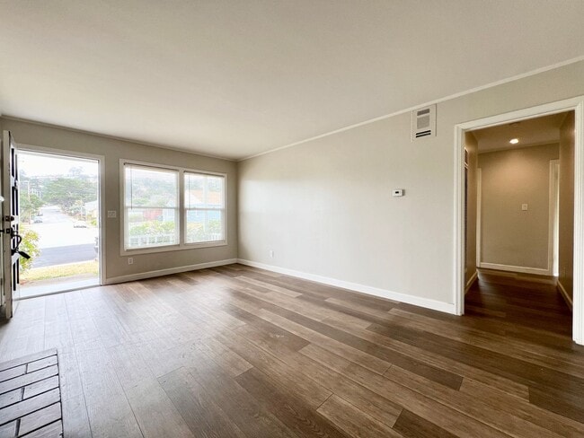 Building Photo - MUST SEE - Updated Single Family Rancher -...