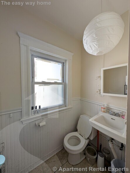 Building Photo - 300 Boston Ave