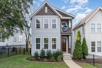 Building Photo - Fully Furnished Rental - East Nashville