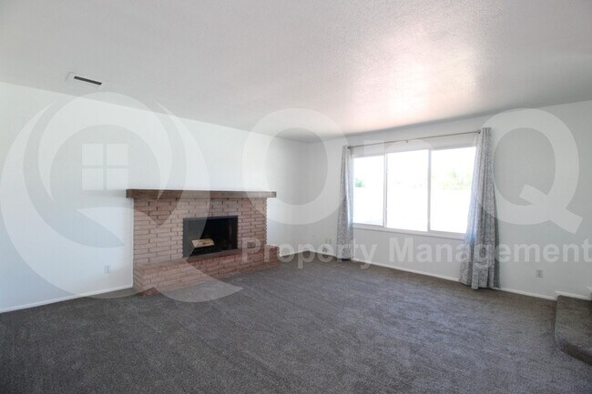 Building Photo - 124 E Minton Dr