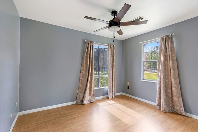 Building Photo - 156 County Rd 3251W