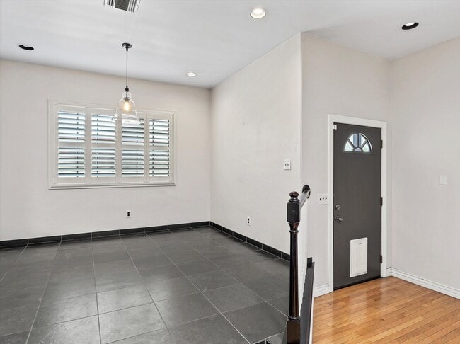 Building Photo - Sam Hughes Remodeled Home