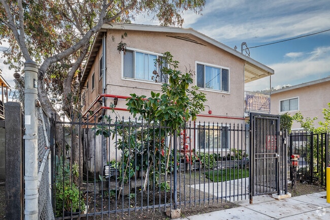 Building Photo - 11808-11812 Hart St