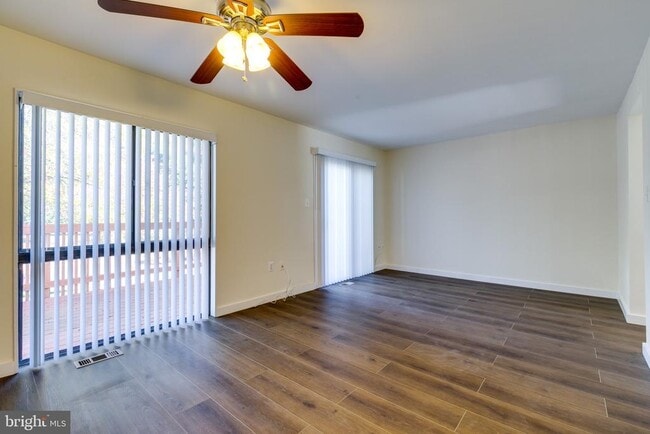 Building Photo - 9836 Sweet Mint Dr
