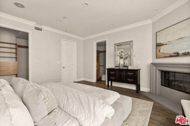 Building Photo - 1610 Camden Ave