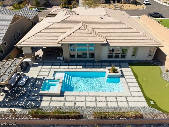 Building Photo - 3120 Greenscape Ln