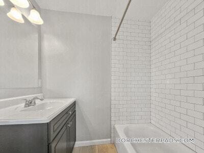 Building Photo - 28 Arcadia St