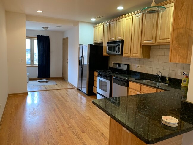 Building Photo - 2525 N 72nd Ct