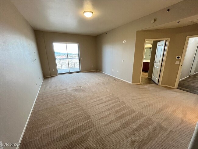 Building Photo - 8255 S Las Vegas Blvd