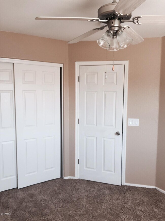 Building Photo - 16210 N 162nd Dr