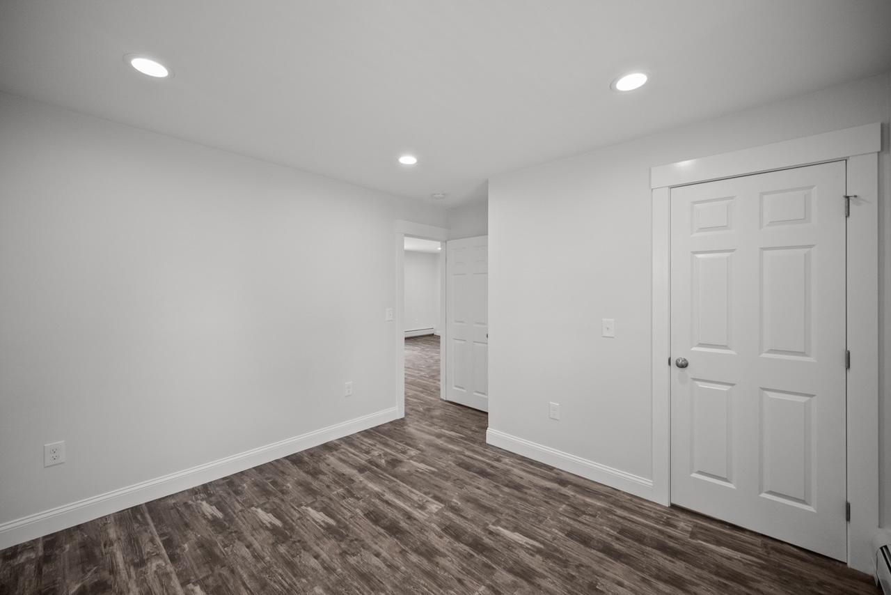 Building Photo - 5 Goulart Ave