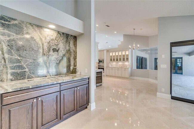 Building Photo - 1180 Manor Ct