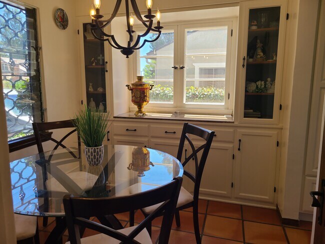 Building Photo - 359 Heather Heights Ct