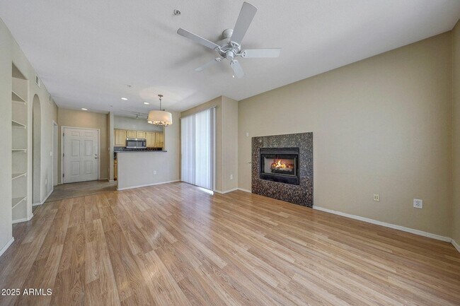 Building Photo - 2929 W Yorkshire Dr