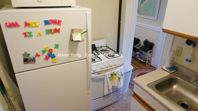 Building Photo - 11 Royce Rd