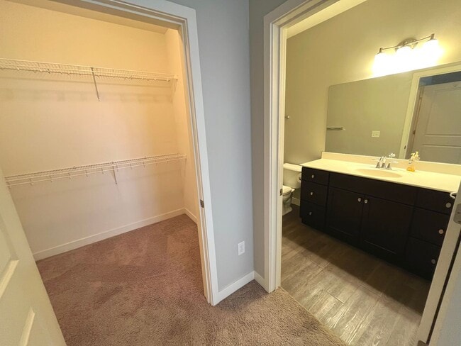 Building Photo - LUXURY 3br/2ba ON THE PENINSULA!! AVAILABLE JUNE 1st!