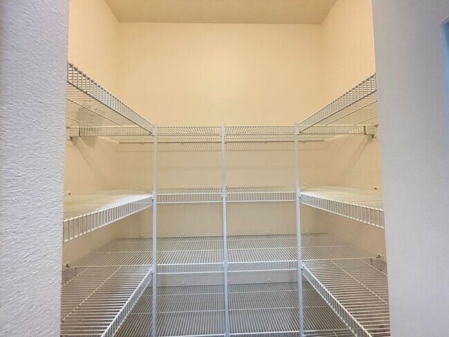 Building Photo - Bella Pointe-3641 Sail Harbor Dr Kissimmee...