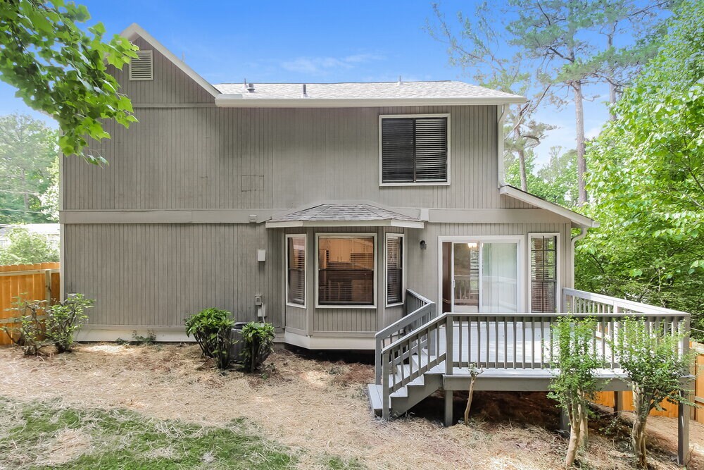 Building Photo - 1097 Williamsburg Ln
