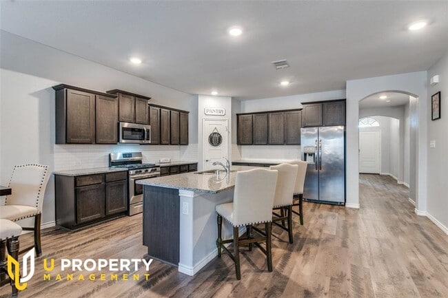 Building Photo - Exceptional 1-Story Home in a Peaceful Com...