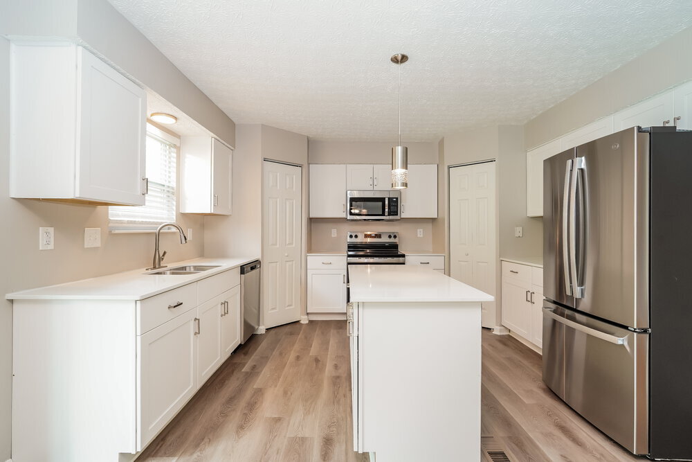Building Photo - 5271 Gobel Dr