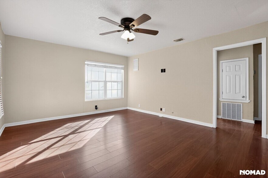 Building Photo - 254 Freiling