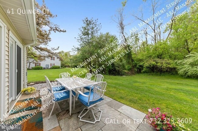 Building Photo - 41 Quince Ct