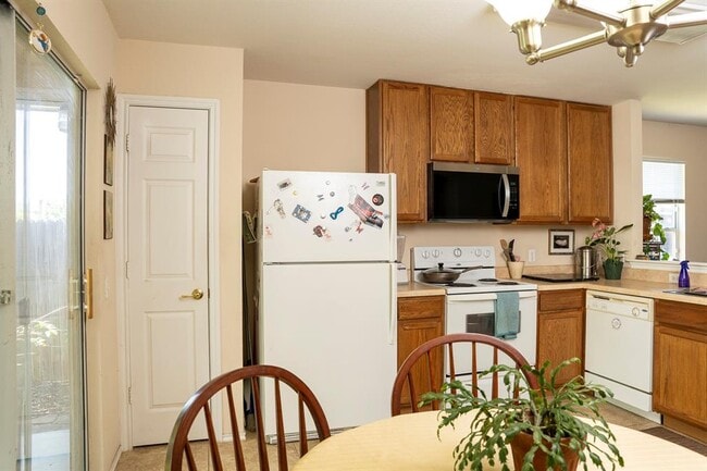 Building Photo - 1612 Poppy Seed Ln