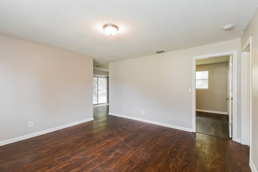 Building Photo - 6725 Cinderella Rd