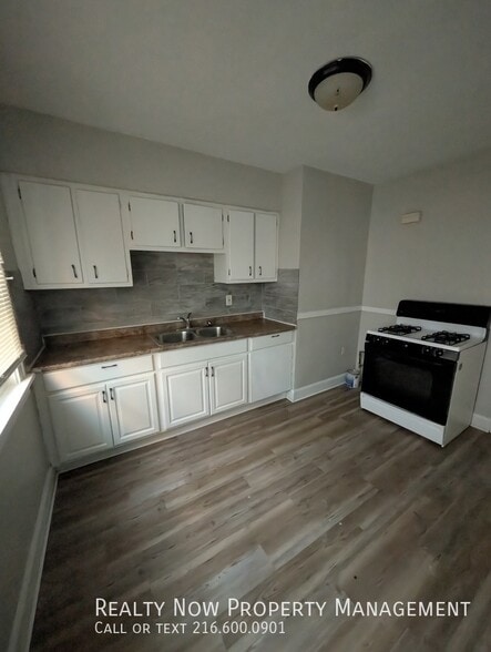 Building Photo - 3425 Altamont Rd