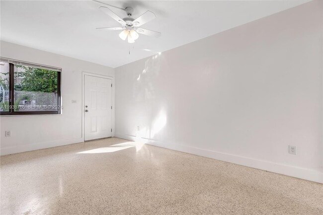 Building Photo - 43 Glen Royal Pkwy