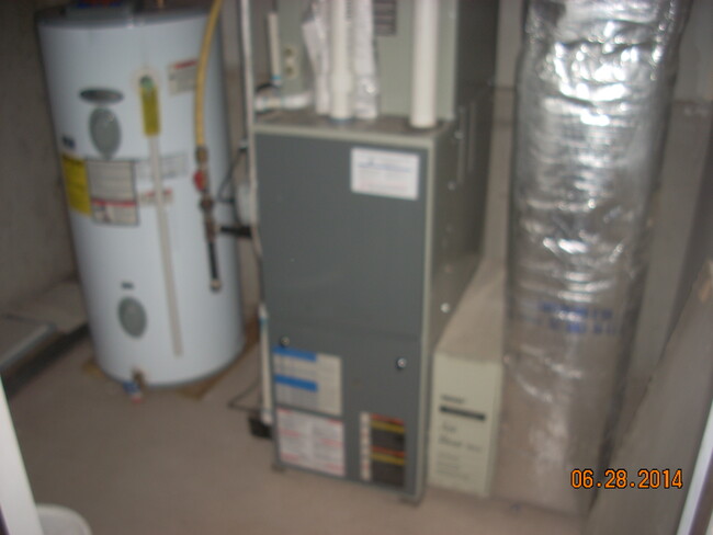 BASEMENT UTILITY RM - 72 Kimball Dr