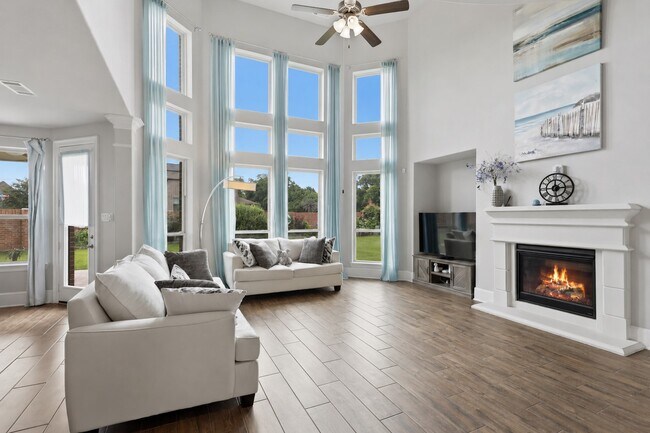 Building Photo - 2410 Ginger Mist Ct
