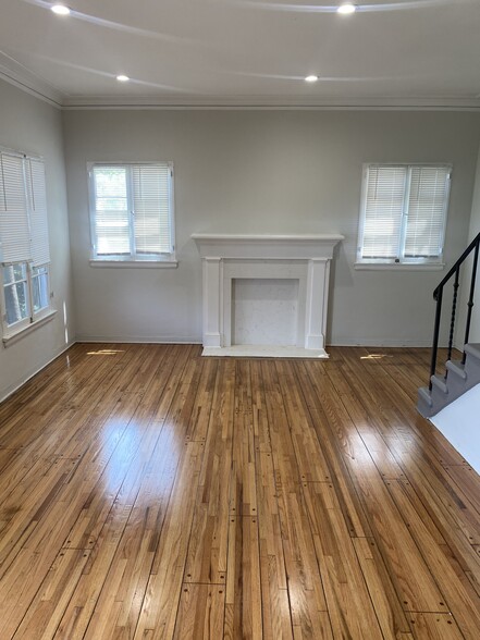 Living Room - 205 S Fuller Ave