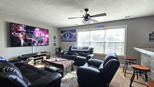 Building Photo - 821 Herrington Dr