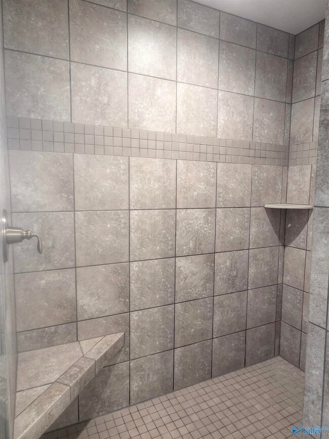 Building Photo - 223 Dustin Ln